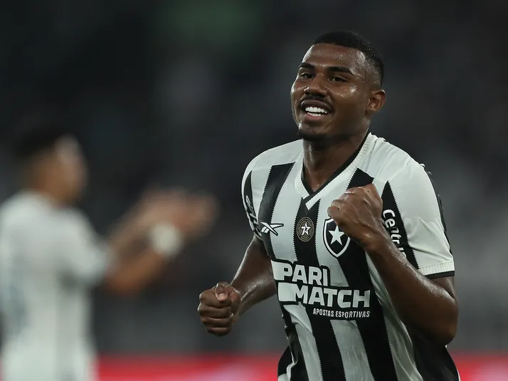 Cruzeiro entra em disputa e pode fechar com Cuiabano, ex-Botafogo