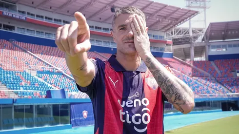 Vegetti é anunciado pelo Cerro Porteño. Foto: Divulgação X Cerro Porteño