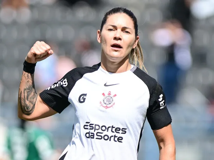 Gabi Zanotti fala sobre elenco do Corinthians no Mundial Feminino: “Acostumado a vencer”