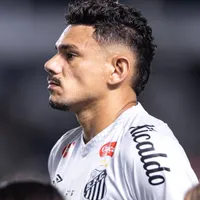 Coritiba busca a contratação de Tiquinho Soares, do Santos