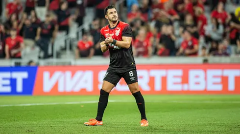 Giuliano está de saída do Athletico-PR