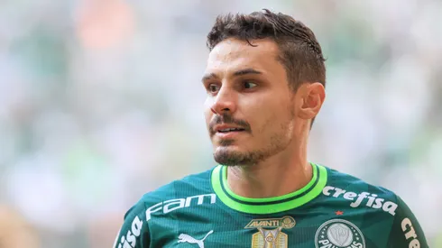 Raphael Veiga jogador do Palmeiras durante partida contra o Botafogo no estadio Arena Allianz Parque pelo campeonato BRASILEIRO A 2023.