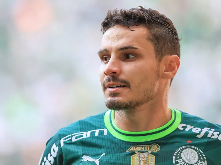 Palmeiras encaminha saída de Raphael Veiga ao América, do México