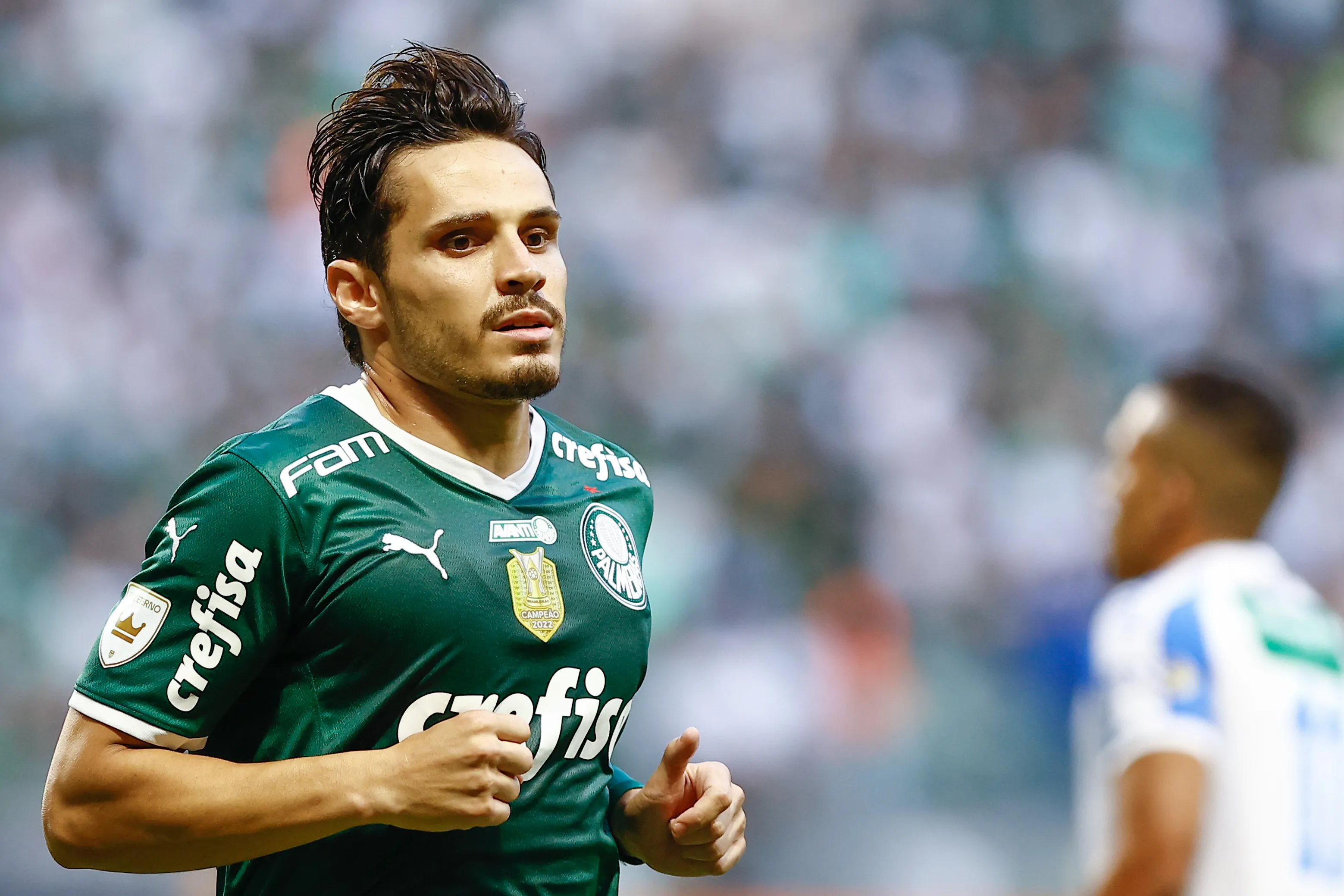 SP – Sao Paulo – 14/01/2023 – PAULISTA 2023, PALMEIRAS X SAO BENTO – Raphael Veiga jogador do Palmeiras durante partida contra o Sao Bento no estadio Arena Allianz Parque pelo campeonato Paulista 2023. Foto: Marcello Zambrana/AGIF