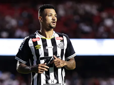 Vojvoda admite erro de Zé Ivaldo, mas defende zagueiro após Santos x Corinthians