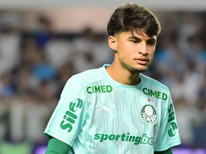 Palmeiras pretende promover Larson e Arthur para o elenco profissional
