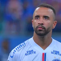 Caio Alexandre recebe proposta, mas bate o martelo e decide ficar no Bahia