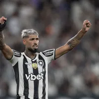 Barboza vai renovar com o Botafogo por mais três anos