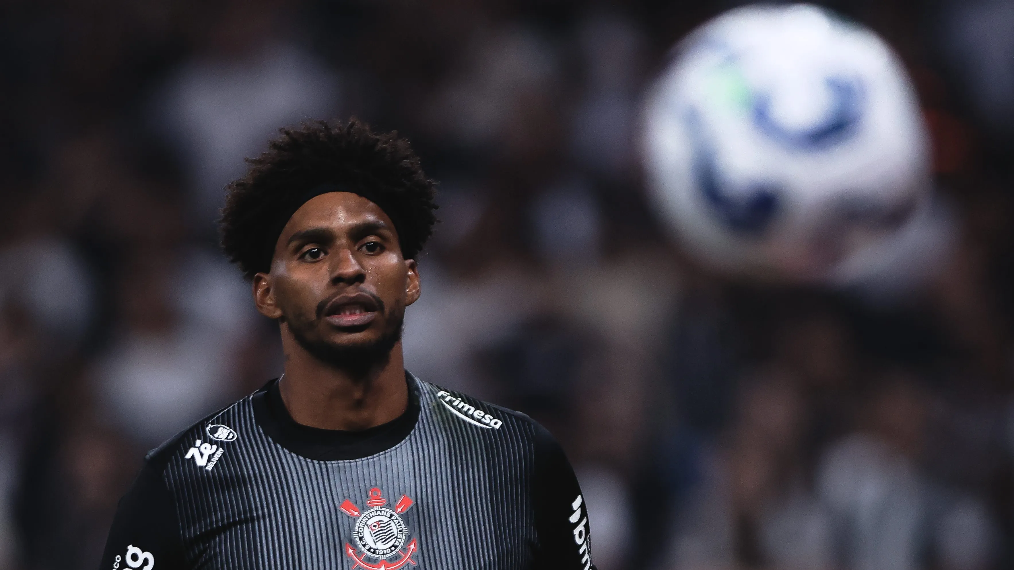 Hugo Souza. Foto: Ettore Chiereguini/AGIF