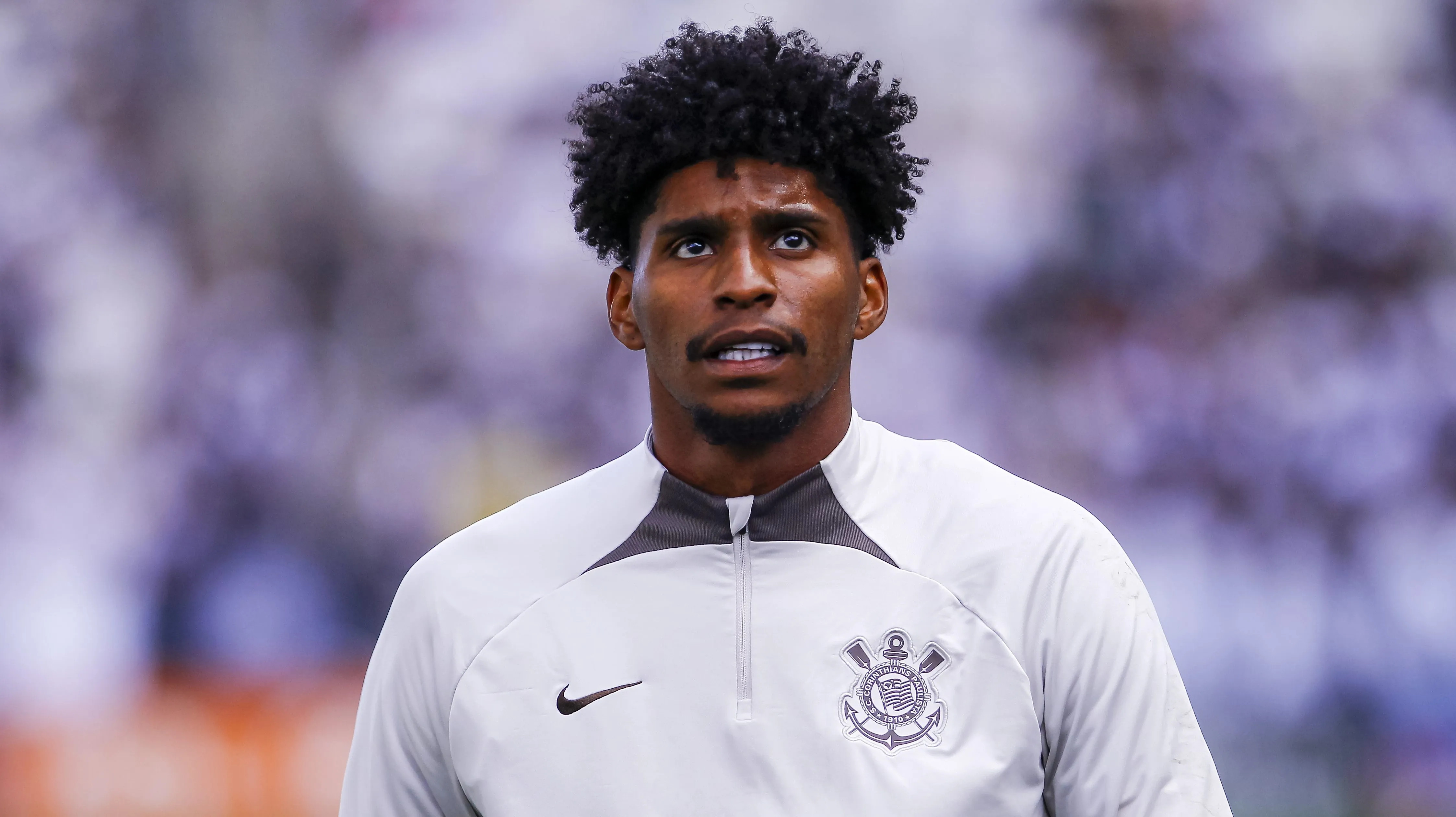 Hugo Souza, goleiro do Corinthians. Foto: Marco Miatelo/AGIF