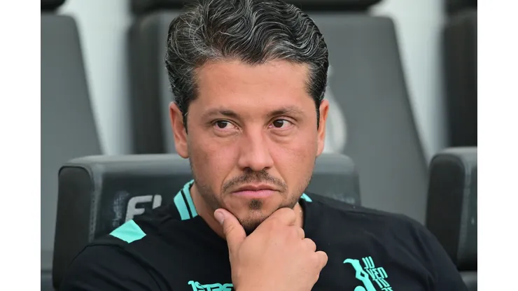 Carpini durante confronto entre São Paulo x Juventude no Brasileirão de 2025.