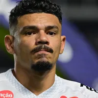 Coritiba mantém conversas frequentes para ter Tiquinho Soares, do Santos