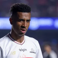 Flamengo se interessa, mas Marcos Antônio segue no São Paulo