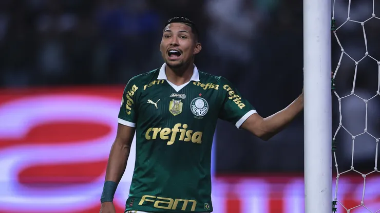 Rony jogador do Palmeiras durante partida contra o Atlético-GO no estádio Arena Allianz Parque pelo campeonato Brasileiro A 2024. Foto: Ettore Chiereguini/AGIF