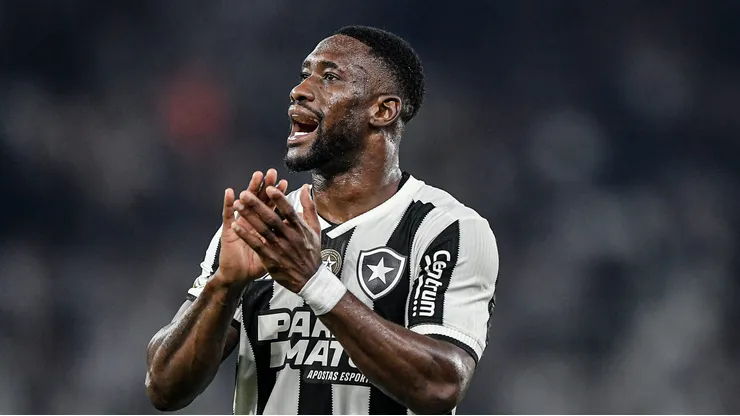 Bastos não jogará em Botafogo x Bangu.