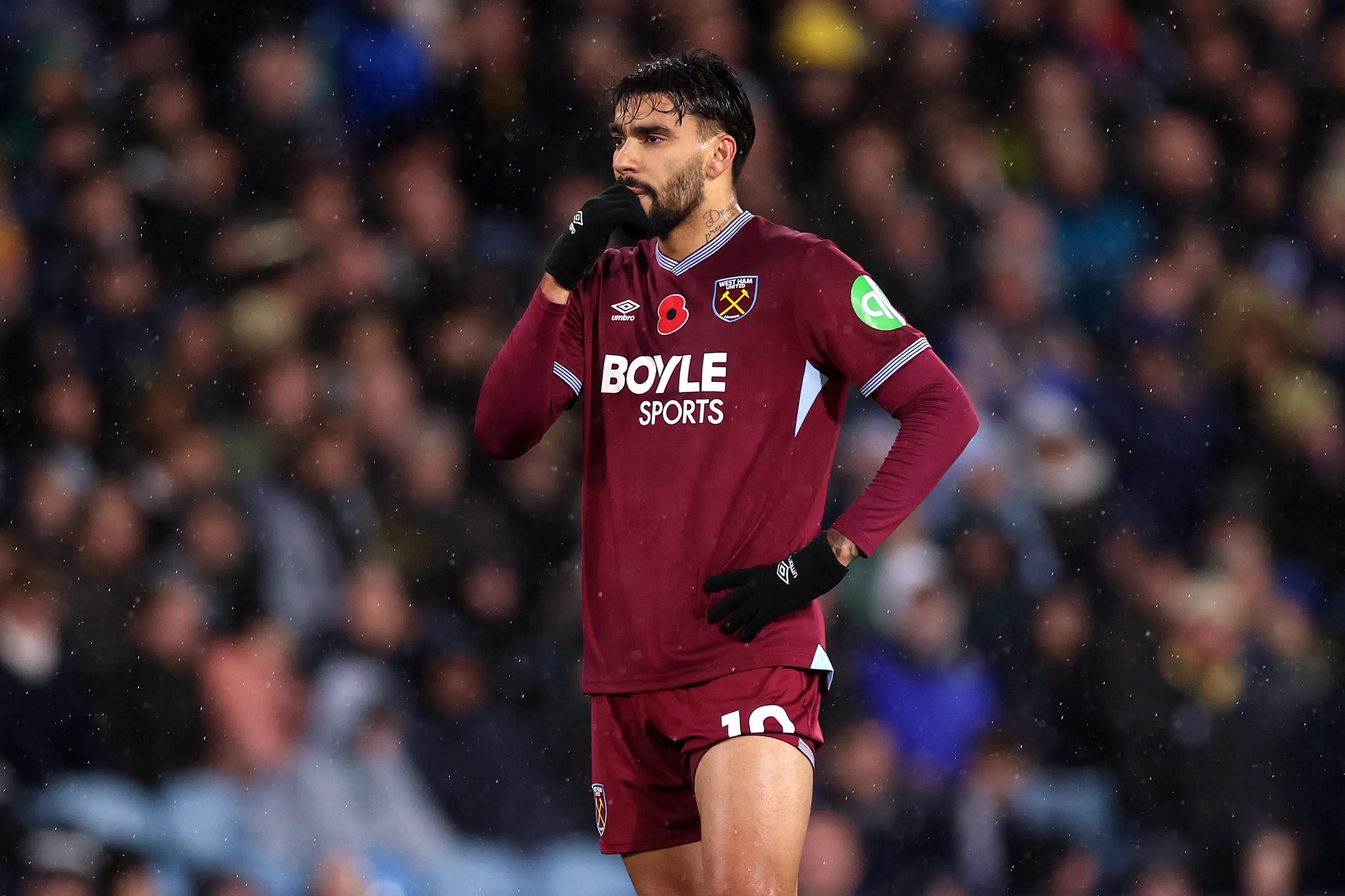 LEEDS, ENGLAND – OCTOBER 24: Lucas Paqueta of West Ham United looks on during the Premier League match between Leeds United and West Ham United at Elland Road on October 24, 2025 in Leeds, England. (Photo by Carl Recine/Getty Images)