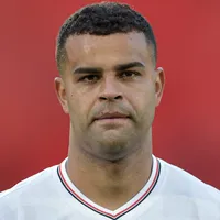 Corinthians não tem R$1 milhão para pagar ao São Paulo por Alisson