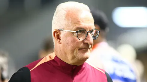 Dorival durante confronto entre Corinthians x Velo Clube no Campeonato Paulista de 2026.