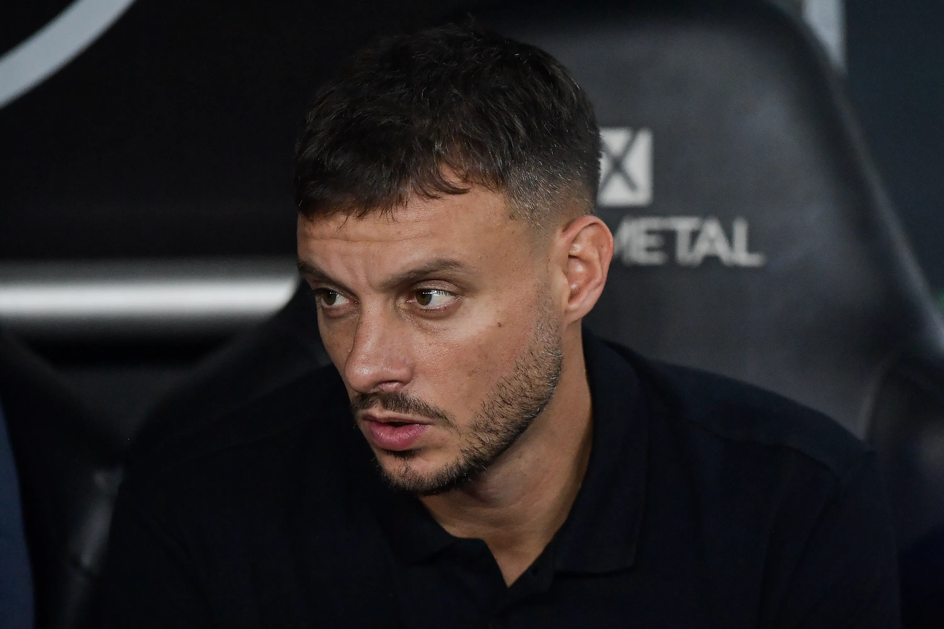 Martin Anselmi tecnico do Botafogo durante partida contra o Bangu no estadio Engenhao pelo campeonato Carioca 2026. Foto: Thiago Ribeiro/AGIF