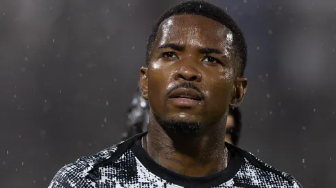 Cacá durante aquecimento para a partida contra o Bragantino no Campeonato Paulista de 2026.