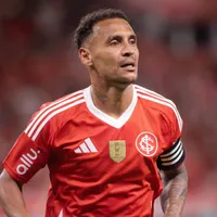 Torcida do Internacional se divide sobre Alan Patrick