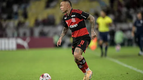 Everton Cebolinha jogador do Flamengo durante partida contra o Fluminense no estadio Maracana pelo campeonato Carioca 2026. Foto: Thiago Ribeiro/AGIF