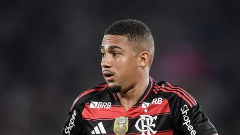 Samuel Lino jogador do Flamengo durante partida contra o Vasco no estadio Maracana pelo campeonato Brasileiro A 2025.