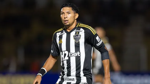 RONY jogador do Atlético-MG durante partida contra o Mirassol no estádio Jose Maria de Campos Maia pelo campeonato Brasileiro A 2025. Foto: Joisel Amaral/AGIF