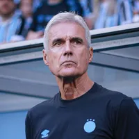 Luís Castro, do Grêmio, usa termo de conotação racista após derrota para o Inter