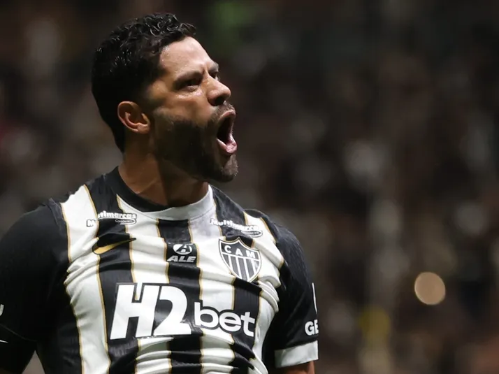 Hulk decide Atlético-MG x Cruzeiro e rebate críticas
