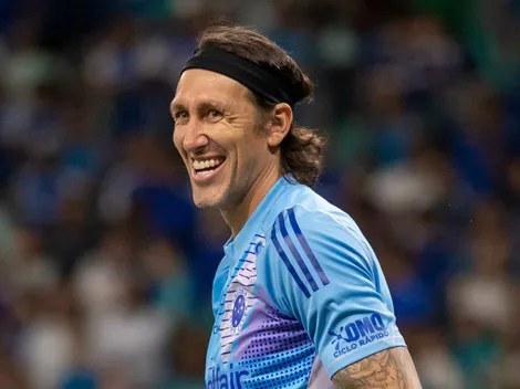 Cássio projeta o Cruzeiro brigando pela taça do Brasileirão