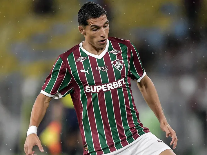 Fluminense encaminha renovação de Serna até 2028