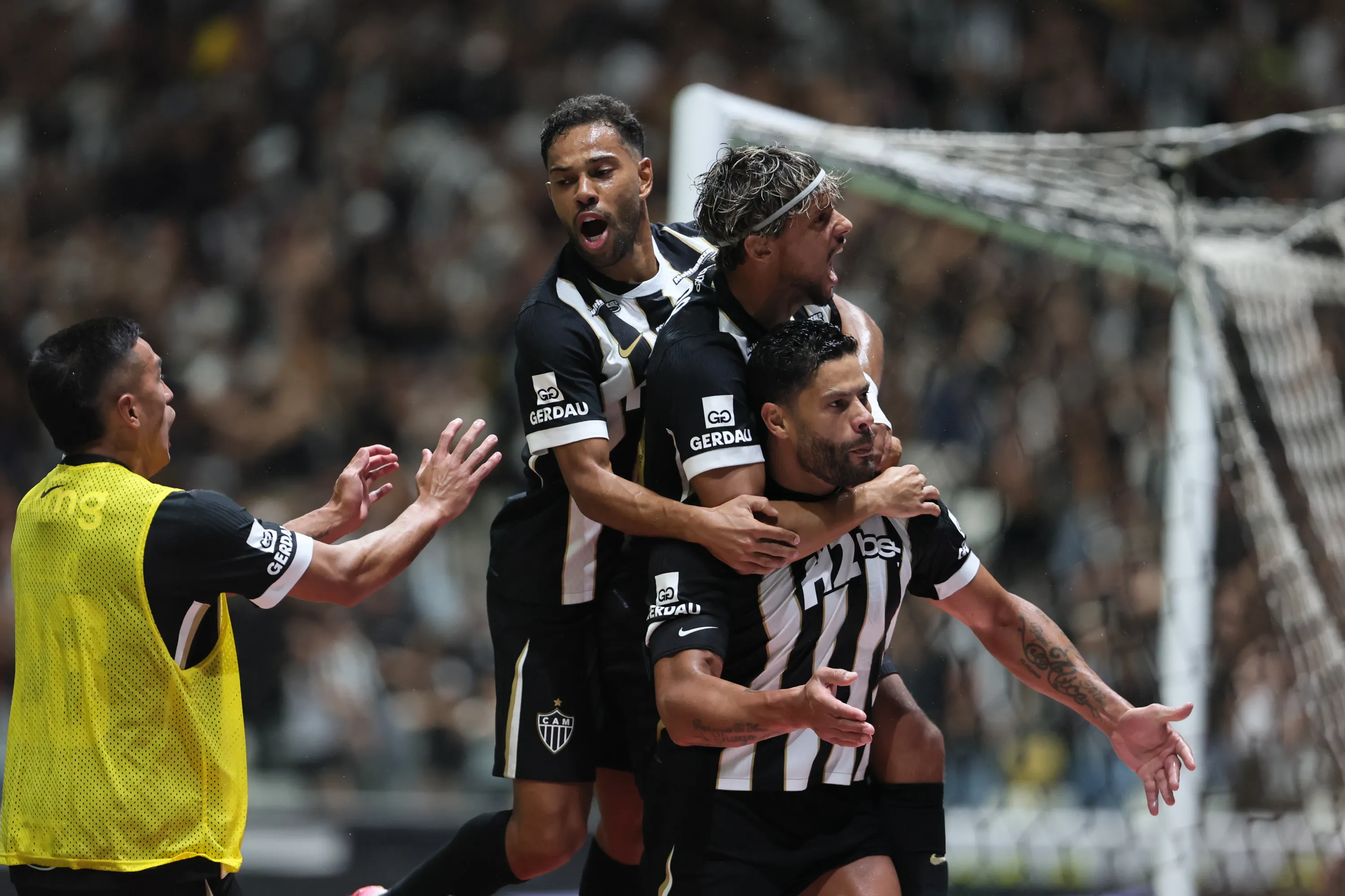 Hulk jogador do Atletico comemora seu gol durante partida contra o Cruzeiro no estadio Arena MRV pelo campeonato Mineiro 2026. Foto: Gilson Lobo/AGIF