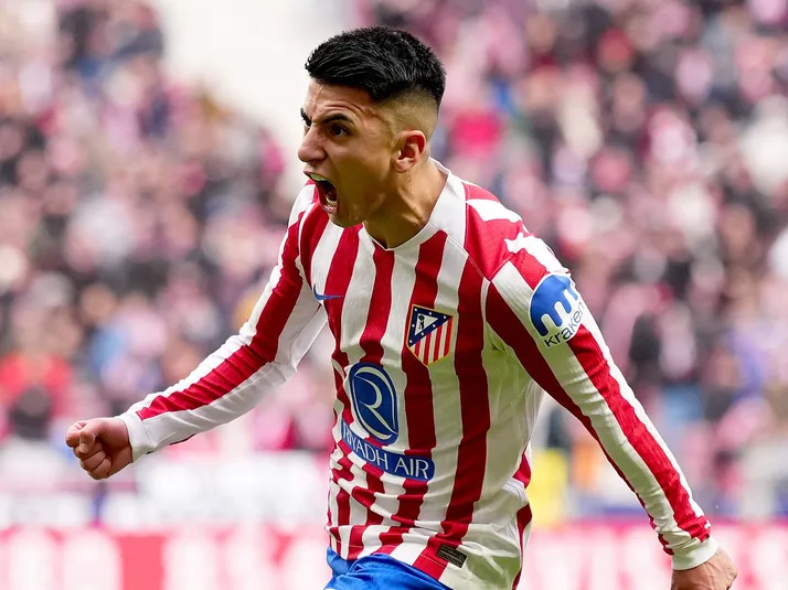 Palmeiras ainda não desistiu de Thiago Almada, diz jornalista