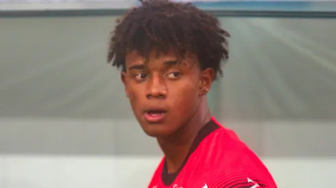 Bruninho durante confronto entre Athletico x Galo Maringá no Campeonato Paranaense de 2026.