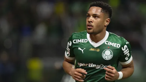 Vitor Roque, jogador do Palmeiras