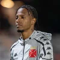 Vasco é avisado que Tchê Tchê entra na mira do Vitória e aguarda oferta