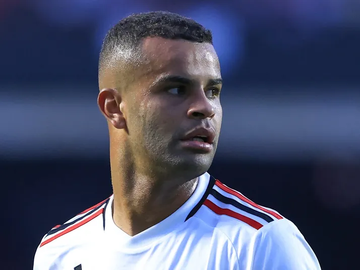 Alisson volta ao São Paulo após fracasso no Corinthians