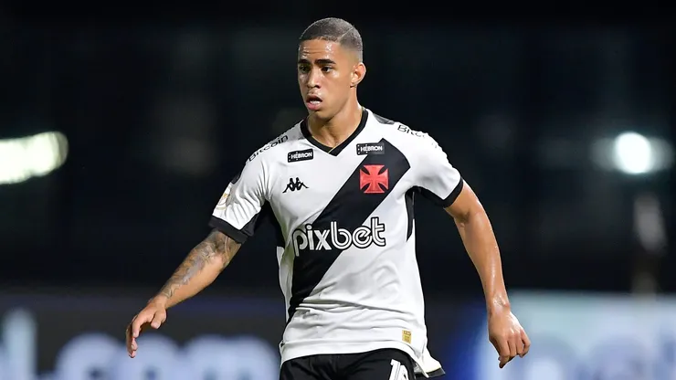 Erick Marcus em ação pelo Vasco, em 2023