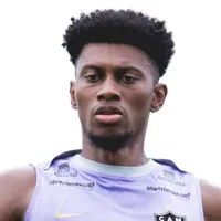 Cassierra está pronto e regularizado para estrear pelo Atlético-MG