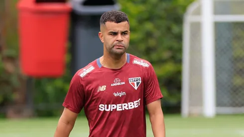 Alisson não trocará o São Paulo pelo Corinthians.