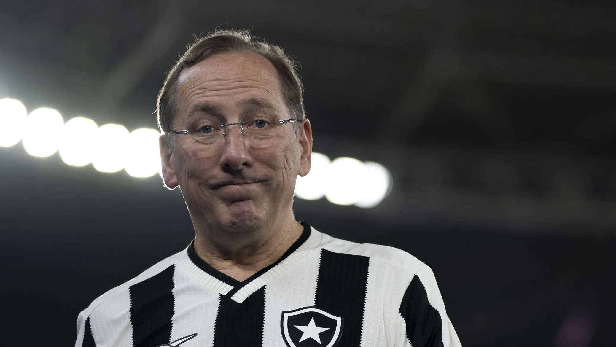 Textor quitou os salários - Foto: Jorge Rodrigues/AGIF.