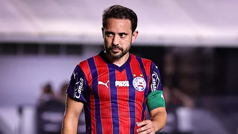 Everton Ribeiro jogador do Bahia durante partida contra o Corinthians no estadio Vila Belmiro pelo campeonato Brasileiro A 2026. Foto: Fabio Giannelli/AGIF
