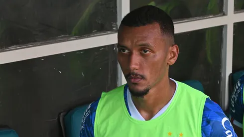 Rezende, jogador do BAHIA, durante partida contra o JEQUIÉ, no estádio Arena Fonte Nova pelo campeonato Baiano 2024. Foto: Walmir Cirne/AGIF