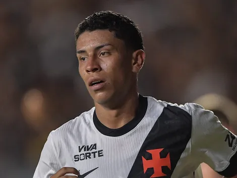 Johan Rojas aparece em provável escalação do Vasco