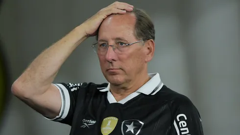 John Textor CEO do Botafogo durante partida contra o Corinthians no estádio Engenhão pelo campeonato Brasileiro A 2025. Foto: Thiago Ribeiro/AGIF