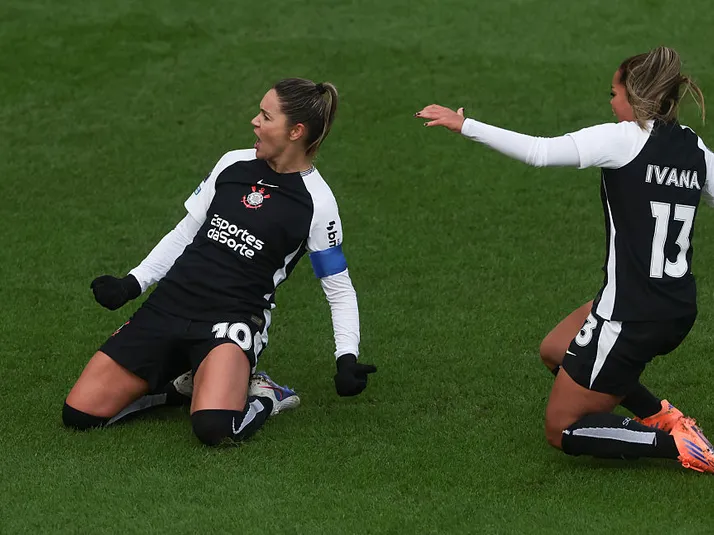 Corinthians vence o Gotham e mantém invencibilidade em Mundiais