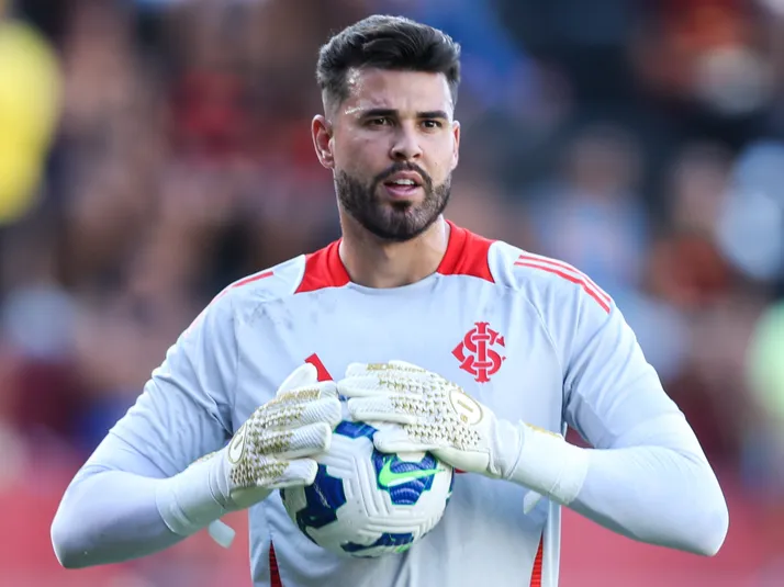 Ivan deixa o Inter para assinar com o Remo