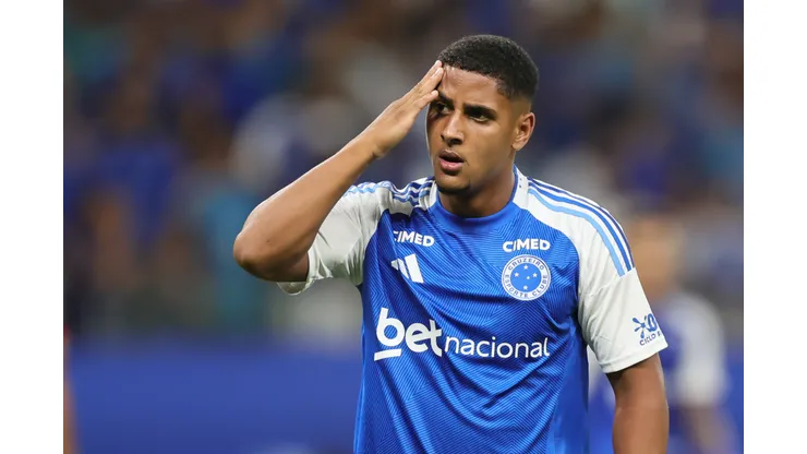 Fernando, jogador do Cruzeiro