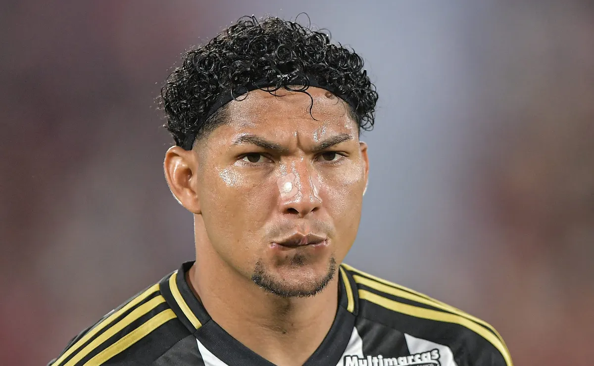 Rony se aproxima do Santos e pode jogar contra o São Paulo